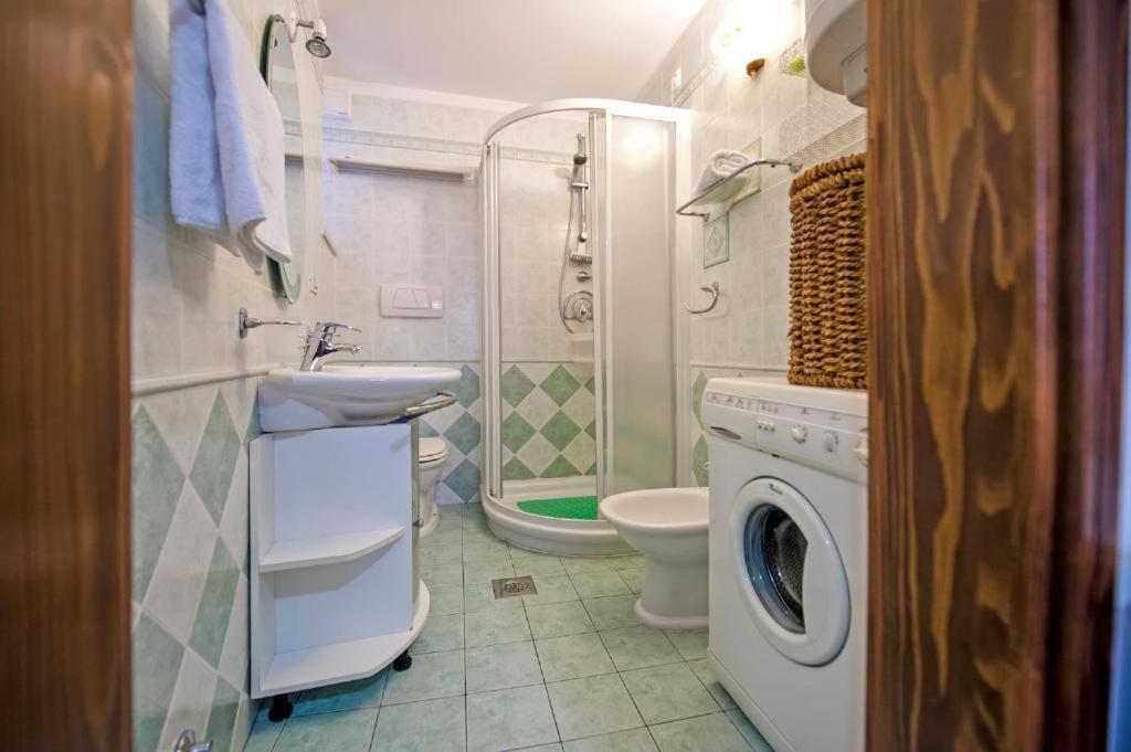 Apartments Casa Rubeus 로비니 외부 사진